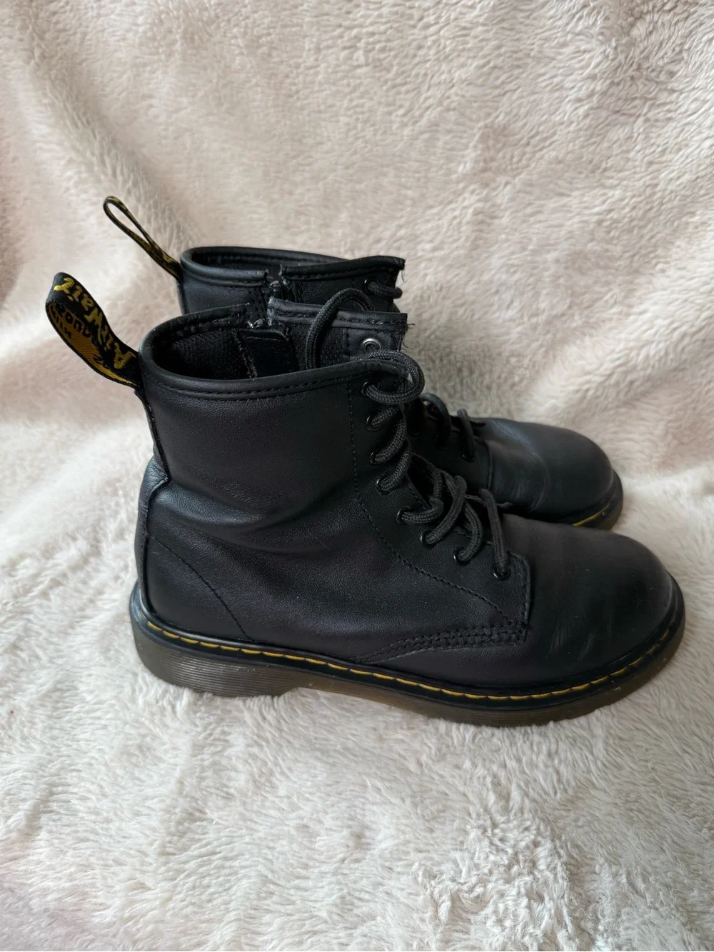 Dr. Martens 1460 Boots (Youth) Sz 4M VGUC